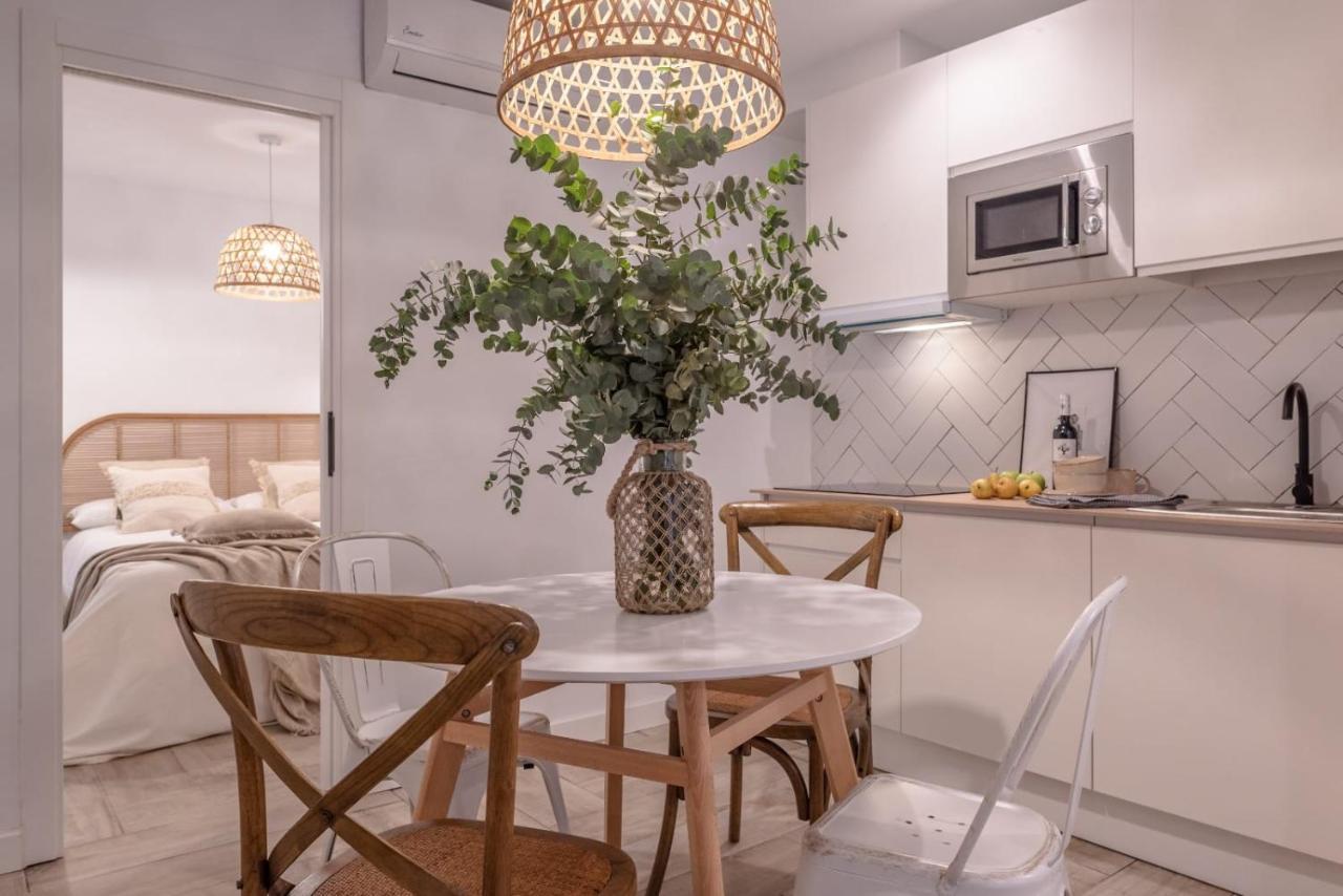 Apartamentos Junto A Jardines Del Triunfo Granada Esterno foto